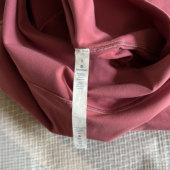 Lululemon Align NWO tags - Picture 3 of 3